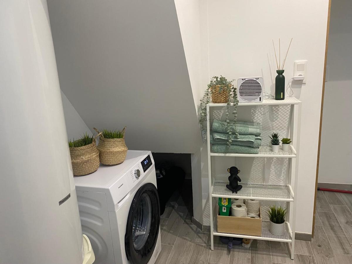 Historical Rue Longue Apartment Ментона Екстериор снимка